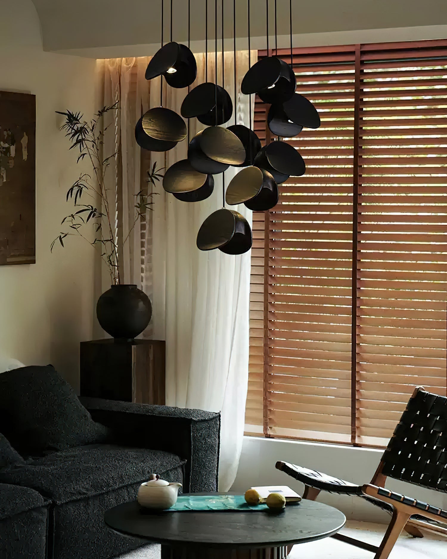 Siyuan Modern Wood Leaf Pendant Light LED Hanging Fixture for Dining Living Room