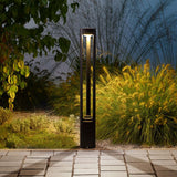 Solar Outdoor Pathway Light Waterproof LED Landscape Bollard for Garden Villa Lawn and Walkway