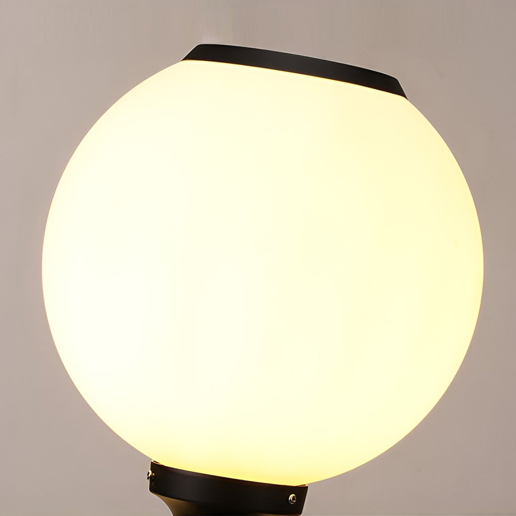 Solar Powered Globe Post Lights Waterproof Three Color LED Pillar Lamp for Fence and Gate