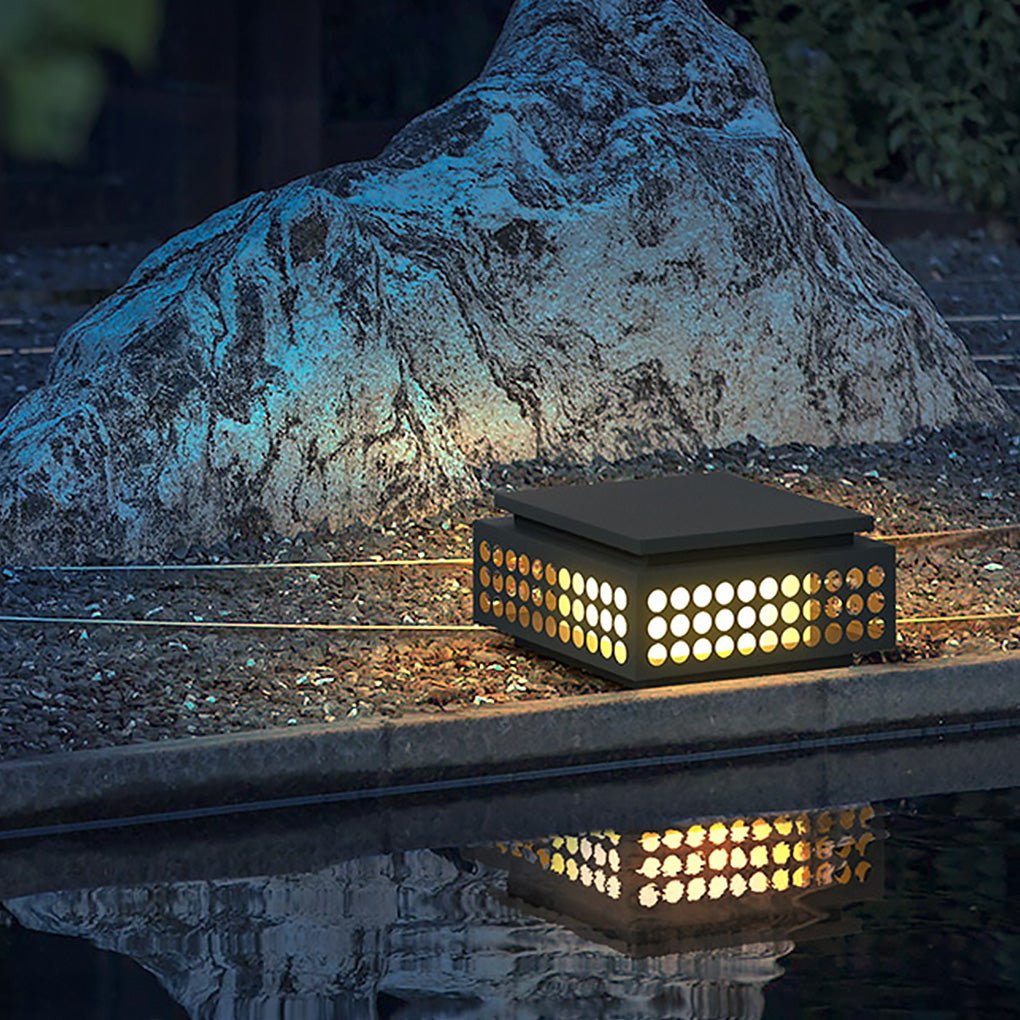 Solar Powered LED Outdoor Garden Post Light with Hollow Pattern for Villa Path and Landscape Lighting