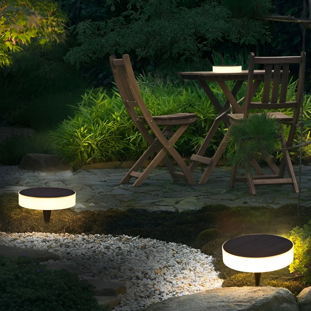 Solar Powered Outdoor Ground Disk Lights Waterproof Recessed Garden Pathway Lighting for Lawns and Decks