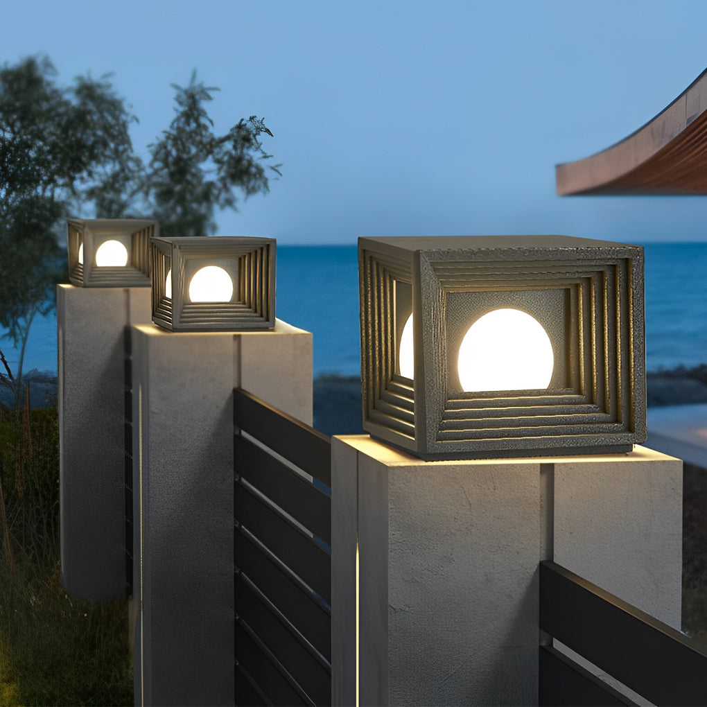 Square Outdoor Solar Column Lights Waterproof Black LED Fence Post Lighting for Garden Villa