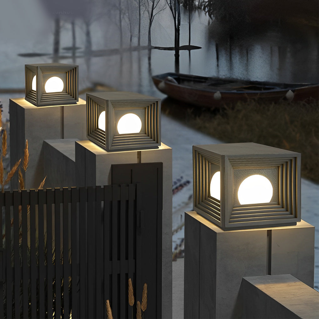 Square Outdoor Solar Column Lights Waterproof Black LED Fence Post Lighting for Garden Villa