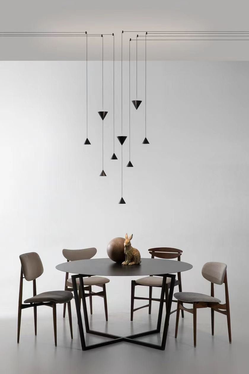 Stralunata Minimalist LED Pendant Light Circular Adjustable Hanging Lamp for Modern Interiors