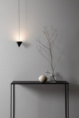 Stralunata Minimalist LED Pendant Light Circular Adjustable Hanging Lamp for Modern Interiors