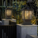 Traditional Square Aluminum Outdoor LED Solar Post Cap Light in Black for Yard and Fence