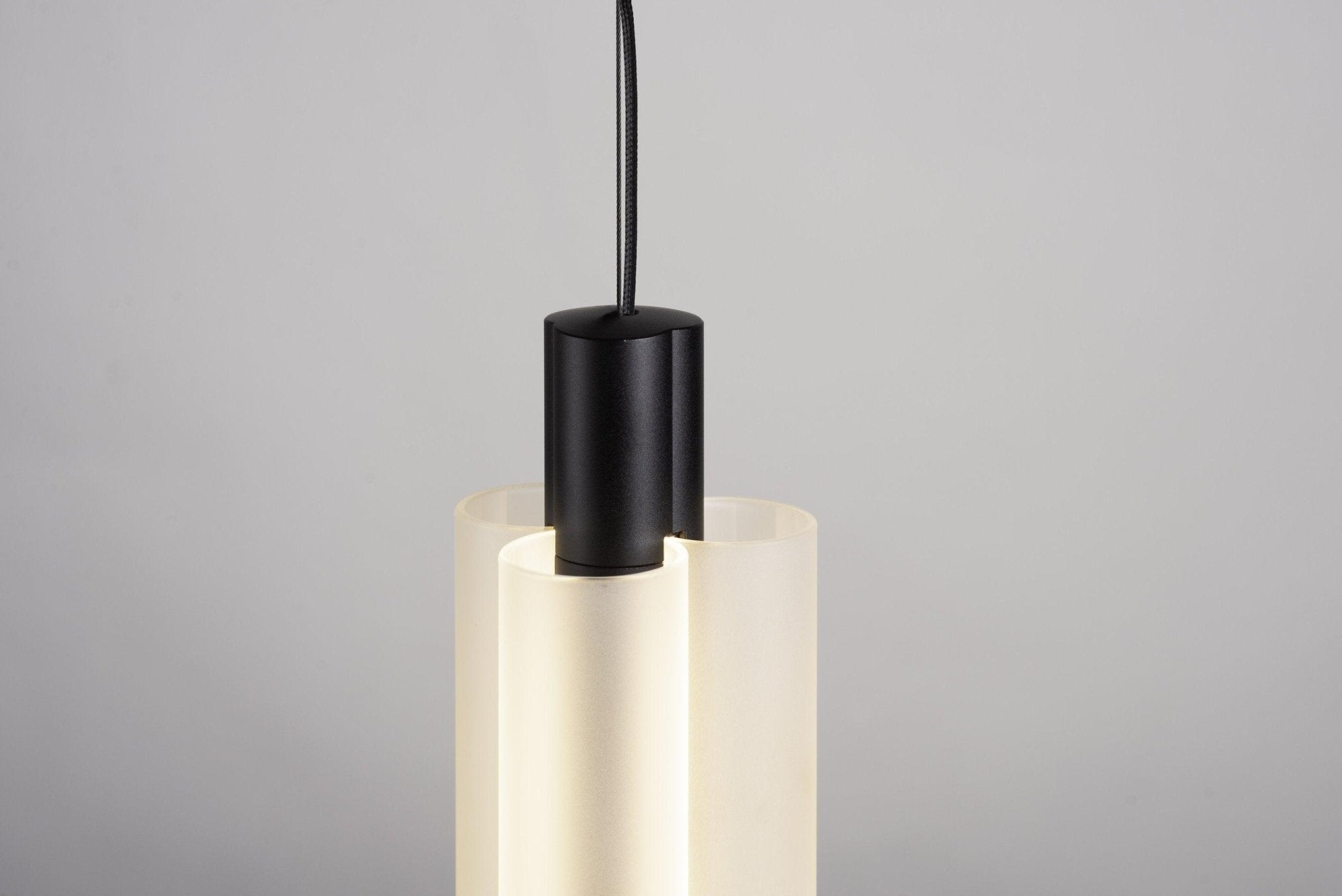 Trillium Trifoliate Modern LED Pendant Light Elegant Pearl Style Hanging Ceiling Lamp for Living Room Decor