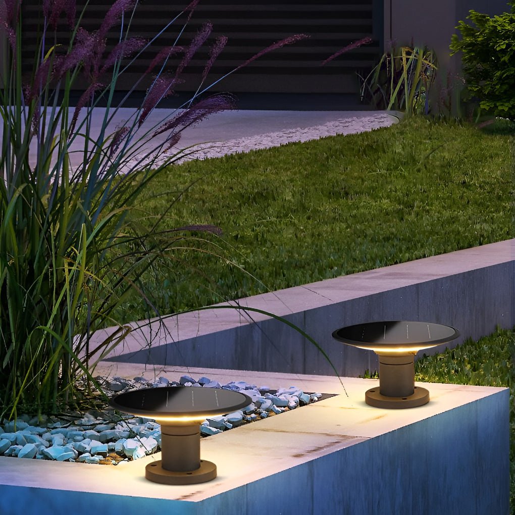 UFO Style Solar Outdoor Post Cap Lights Waterproof Aluminum Garden Fence Lighting with Dual Modes