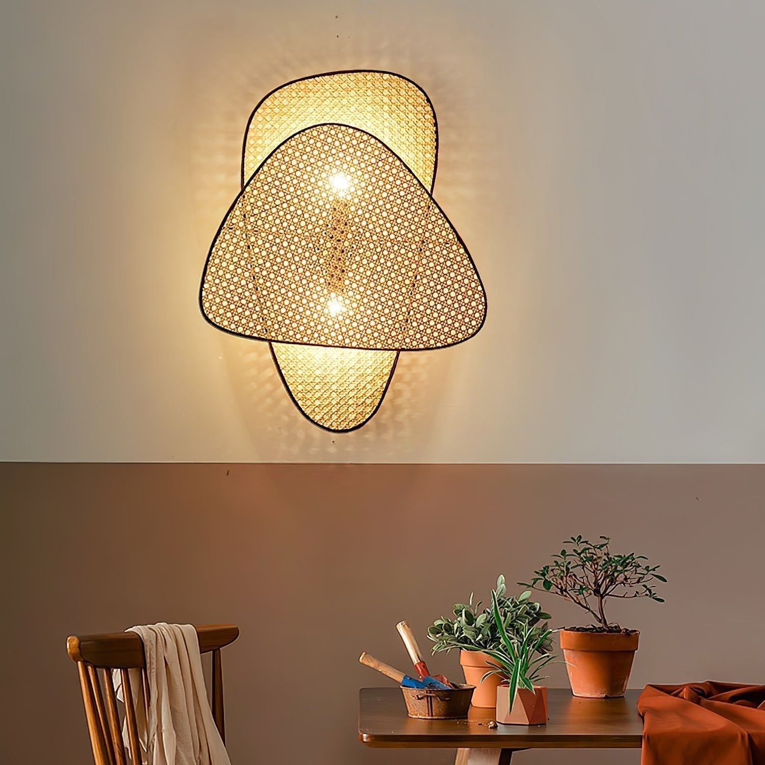 Vintage Bamboo Screen Cannage Wall Sconce Natural Wood Bracket Lighting Fixture