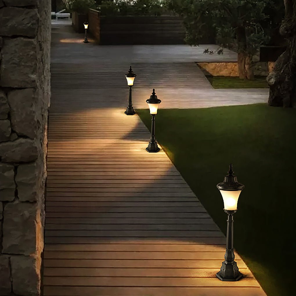 Vintage Black Outdoor Post Light for Garden Pathway and Landscape Decorative Pillar Lantern