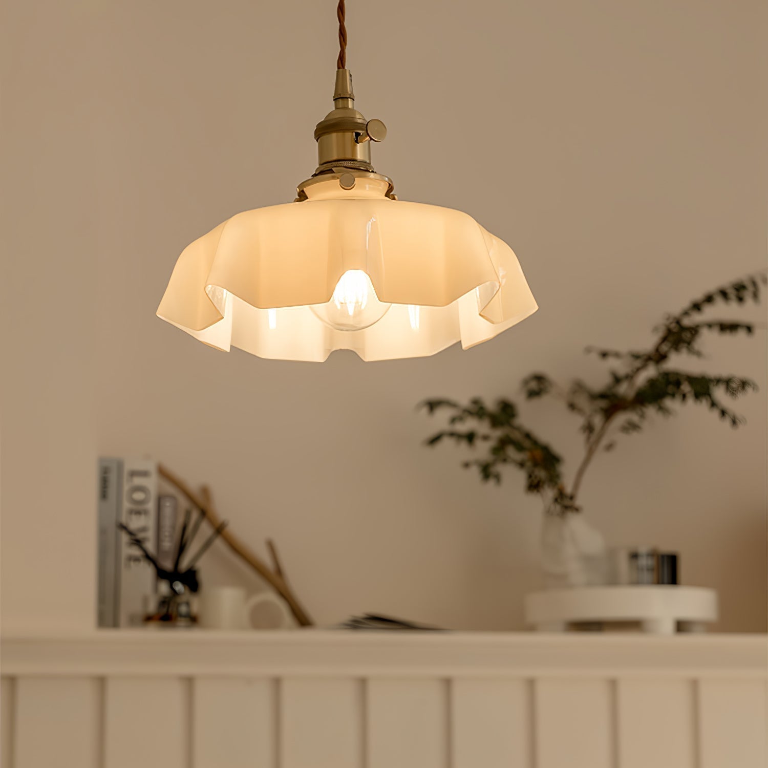 Vintage Ceramic Pleated Floral Pendant Light French Style Brass Hanging Ceiling Lamp