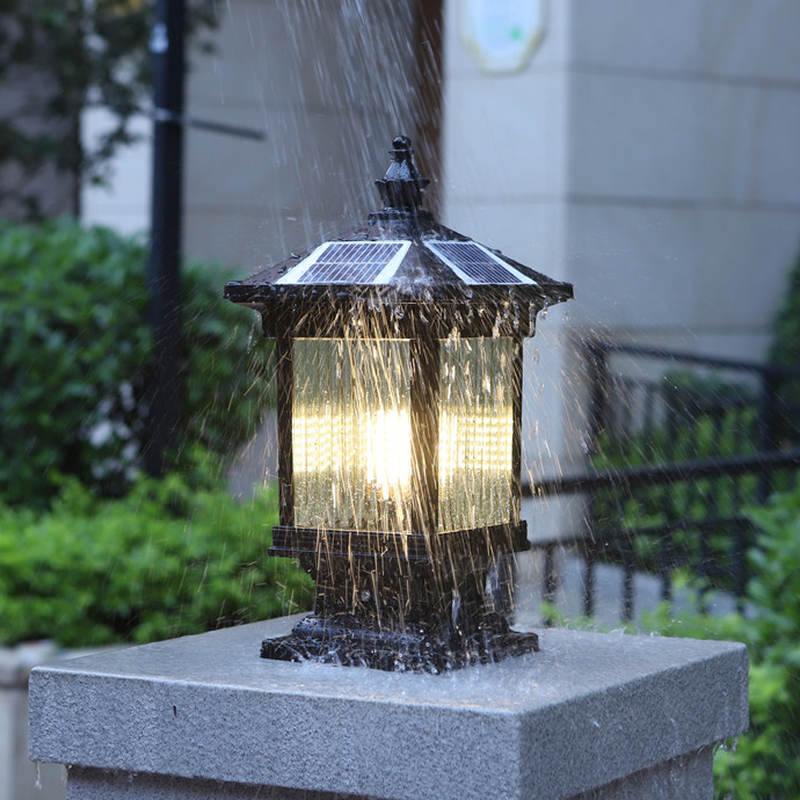 Vintage Solar Landscape Lantern Outdoor LED Garden Path Light for Patios and Walkways