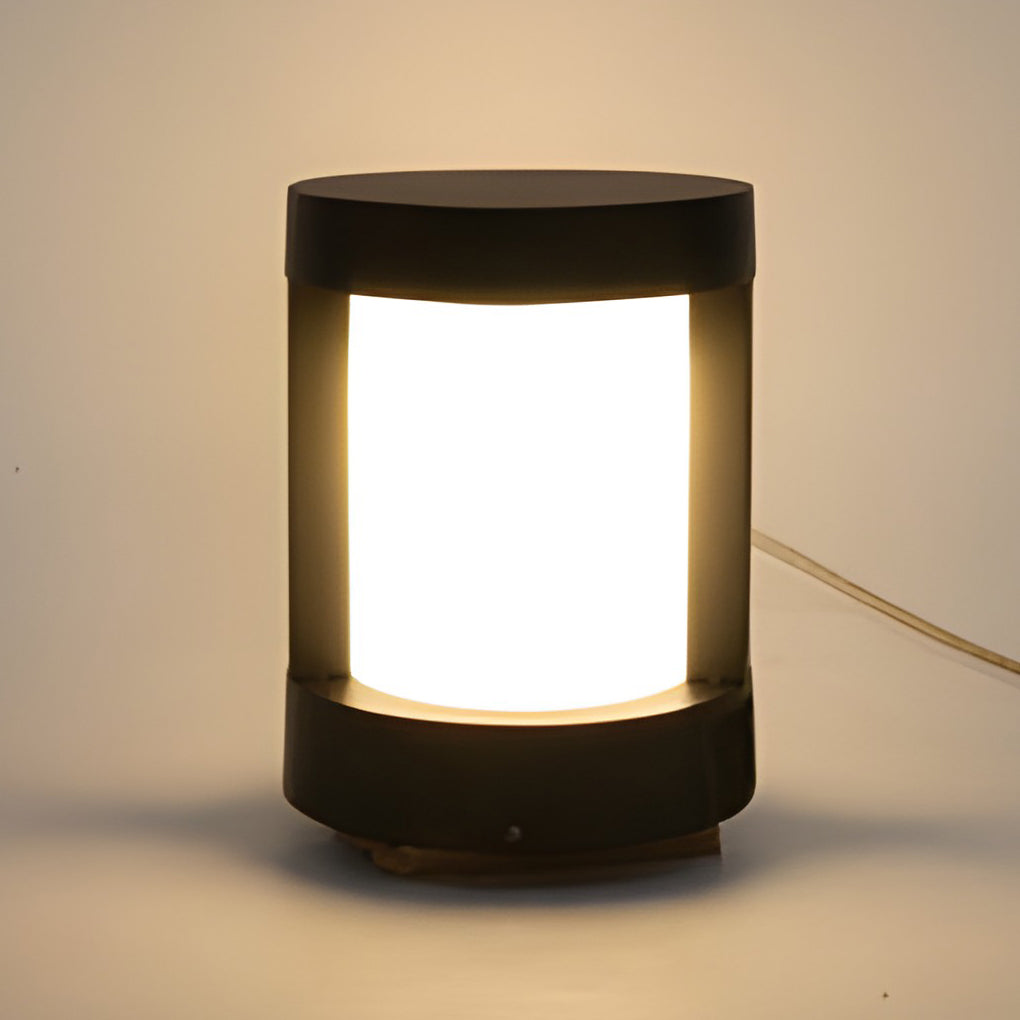 Waterproof Modern Black LED Solar Post Light for Outdoor Garden Pathway and Landscape