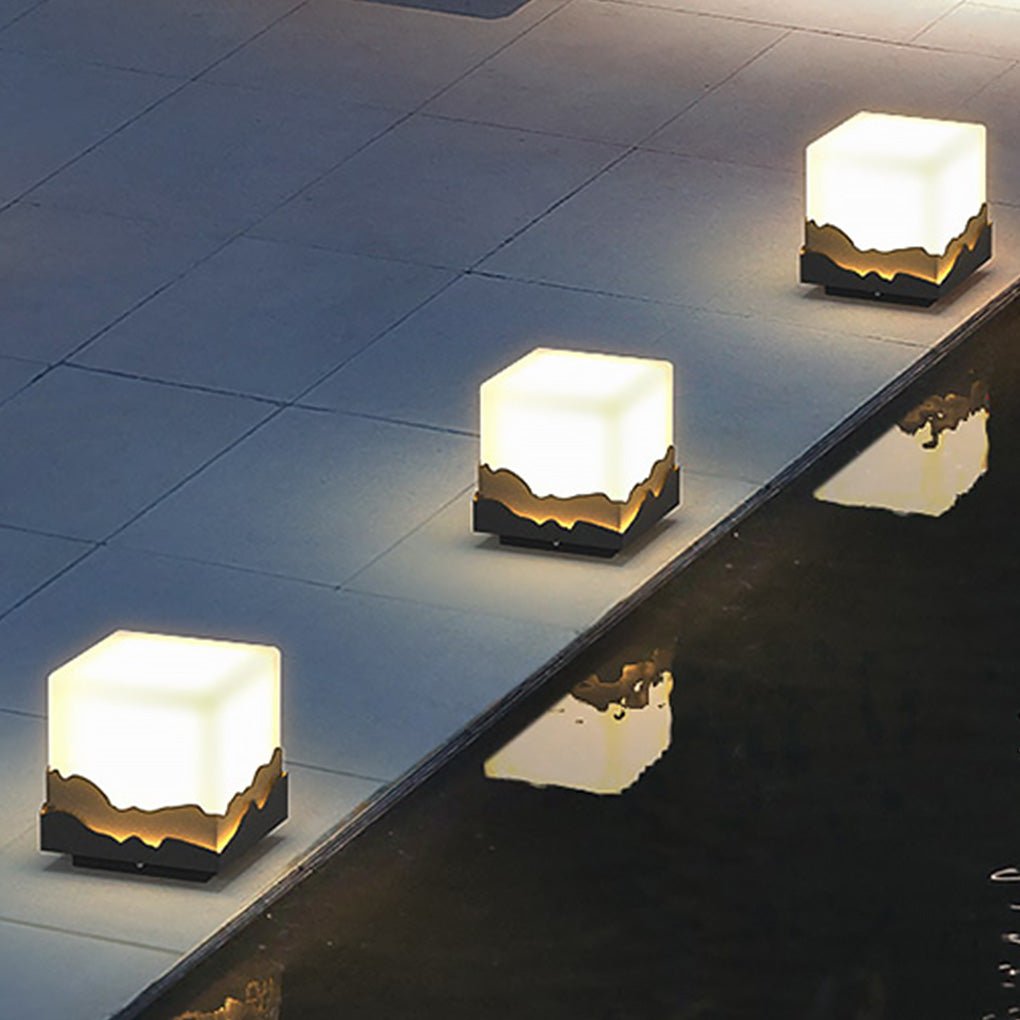Waterproof Mountain Scene Solar Post Cap Light Outdoor LED Landscape Decorative Fence Lighting