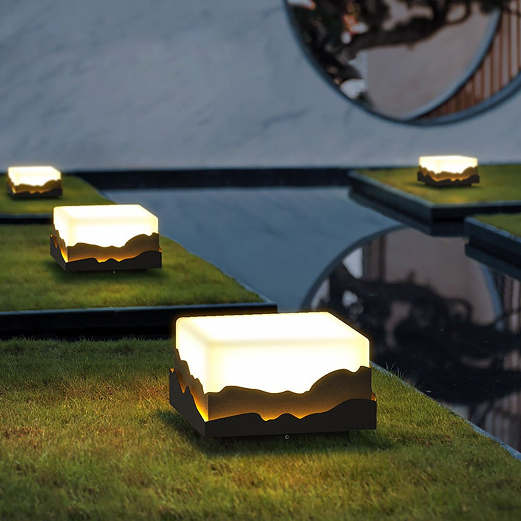 Waterproof Mountain Scene Solar Post Cap Light Outdoor LED Landscape Decorative Fence Lighting