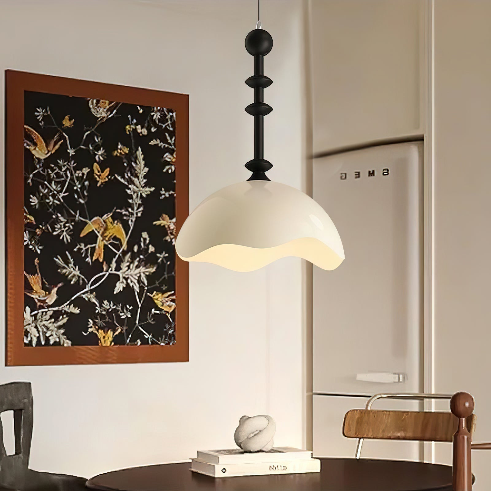 Wave Crest Modern LED Pendant Light with Organic Wave Design for Dining and Living Spaces