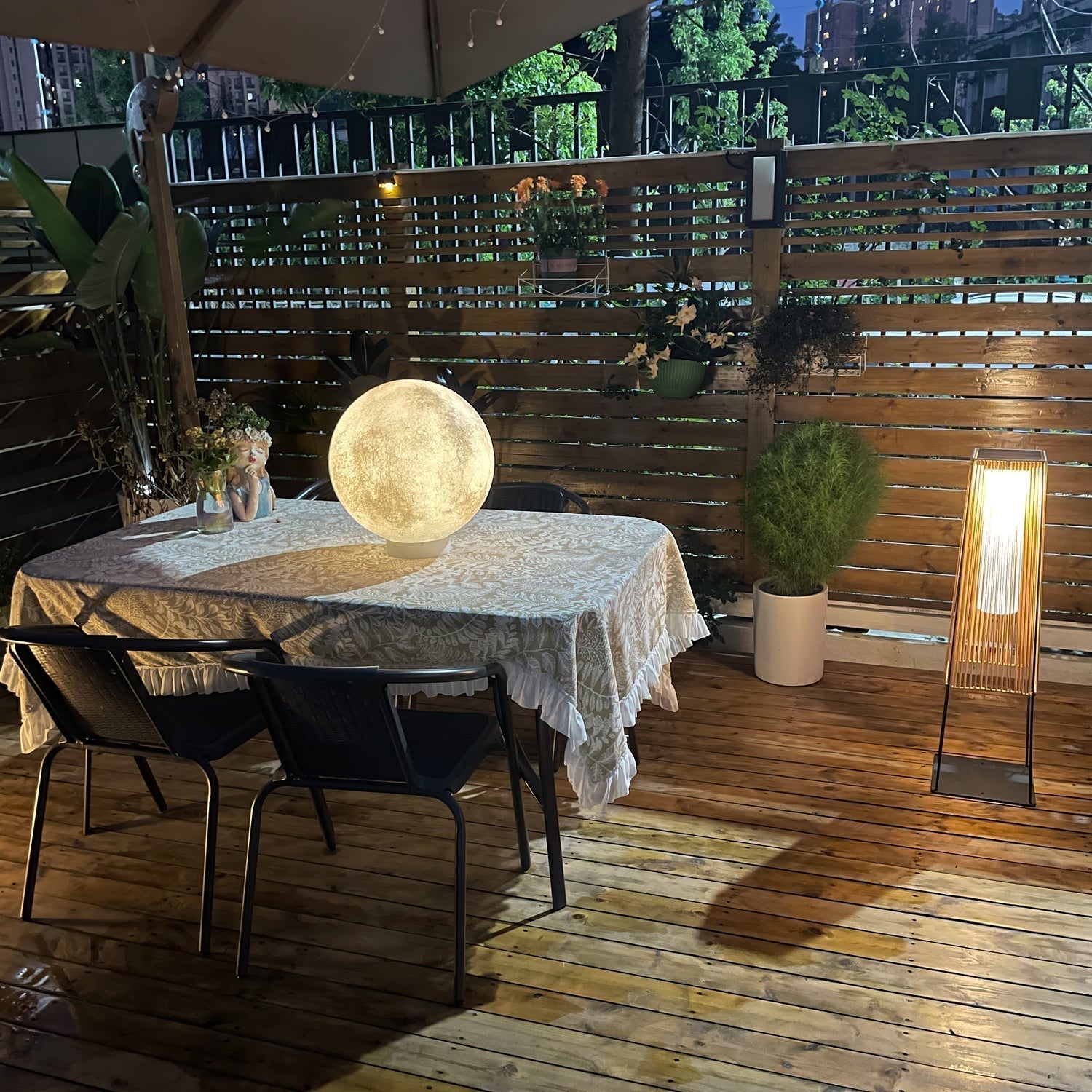 weatherproof-plastic-rattan-outdoor-post-light-for-garden-path-with-solar-and-hardwired-options
