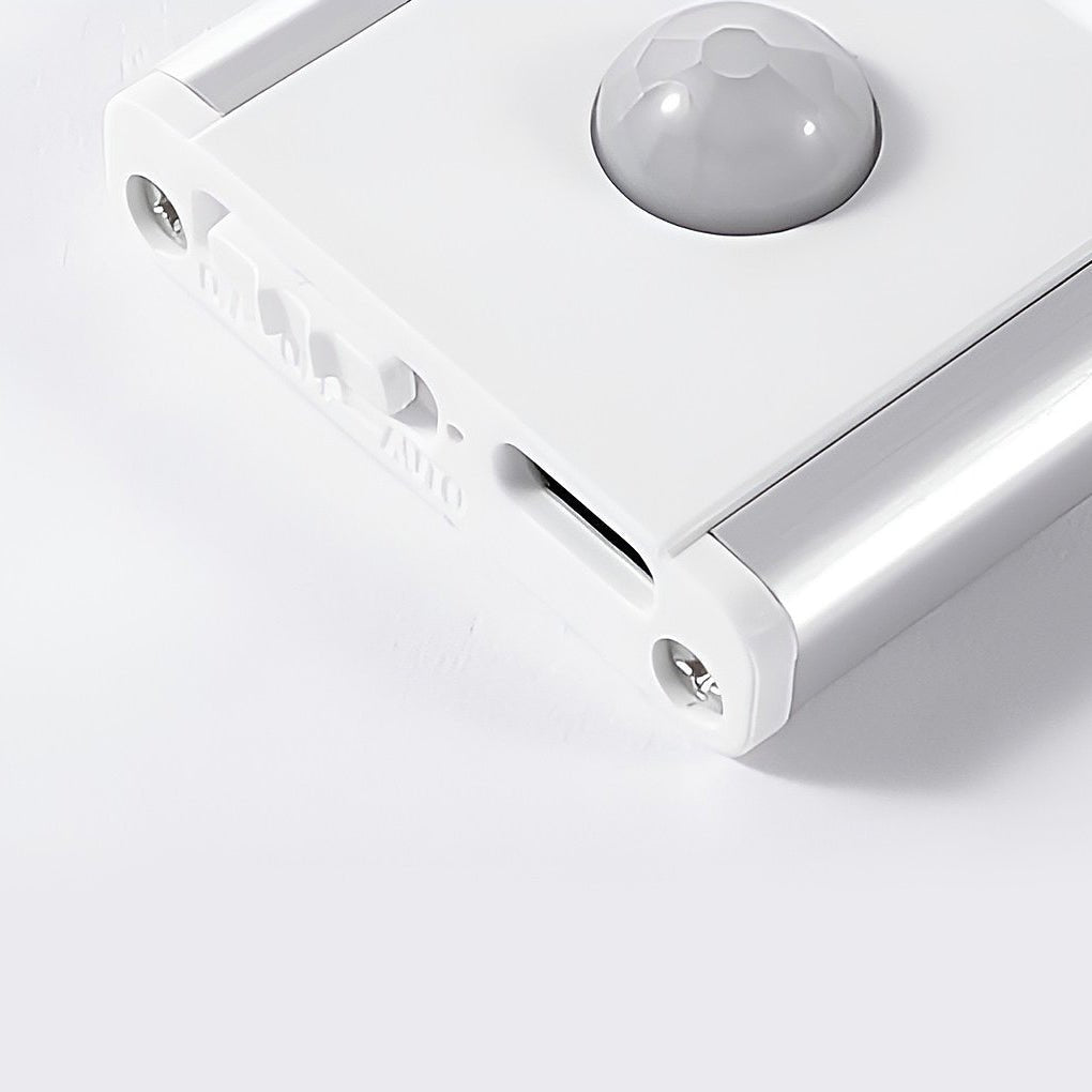 Wireless Rechargeable LED Under Cabinet Motion Sensor Light Battery Operated Kitchen Wardrobe Lamp