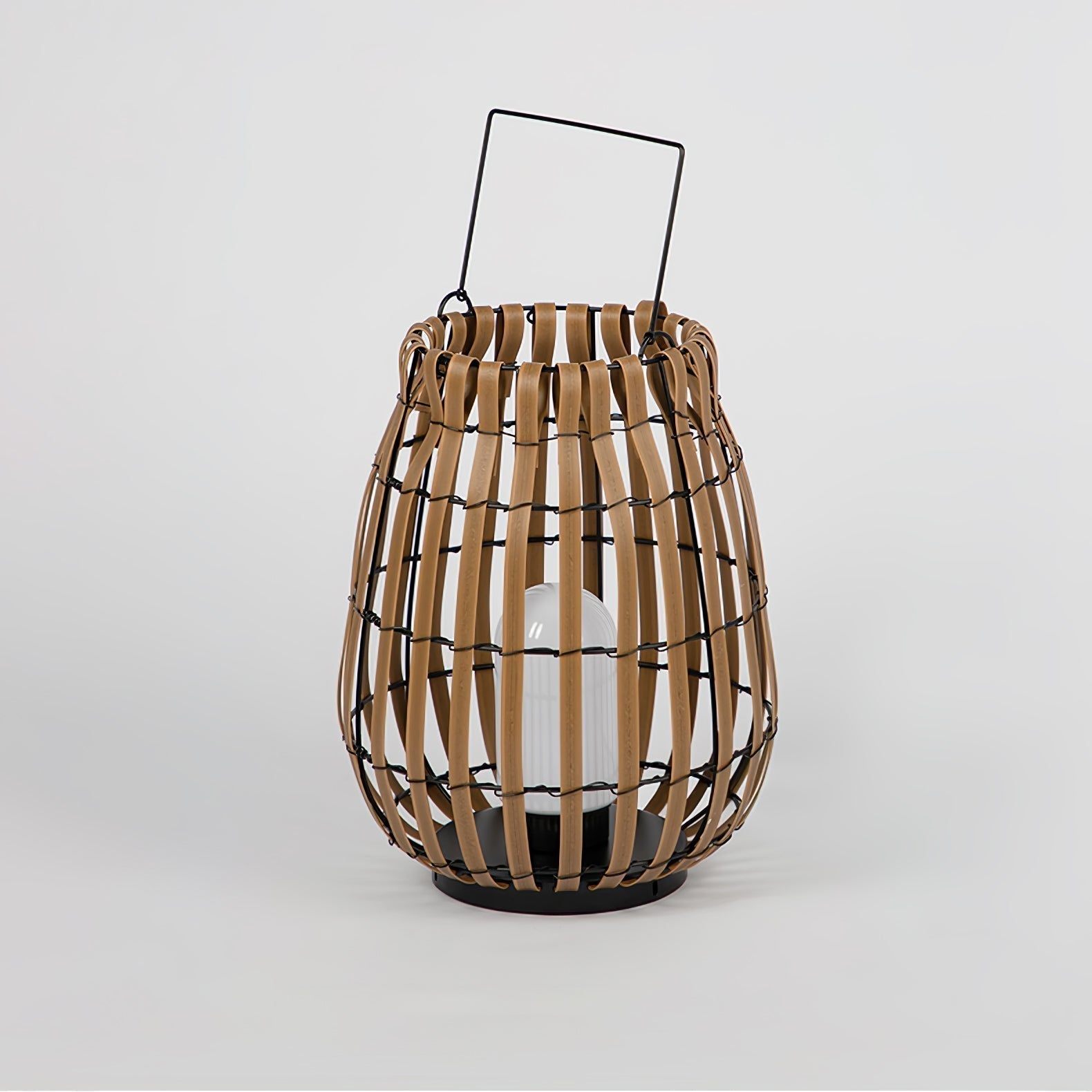 Woven Rattan Landscape Lantern Outdoor Floor Lamp IP65 Waterproof Garden Light